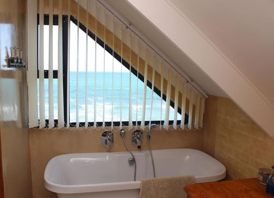Baby Whale Bliss - Beachfront House Witsand Extérieur photo